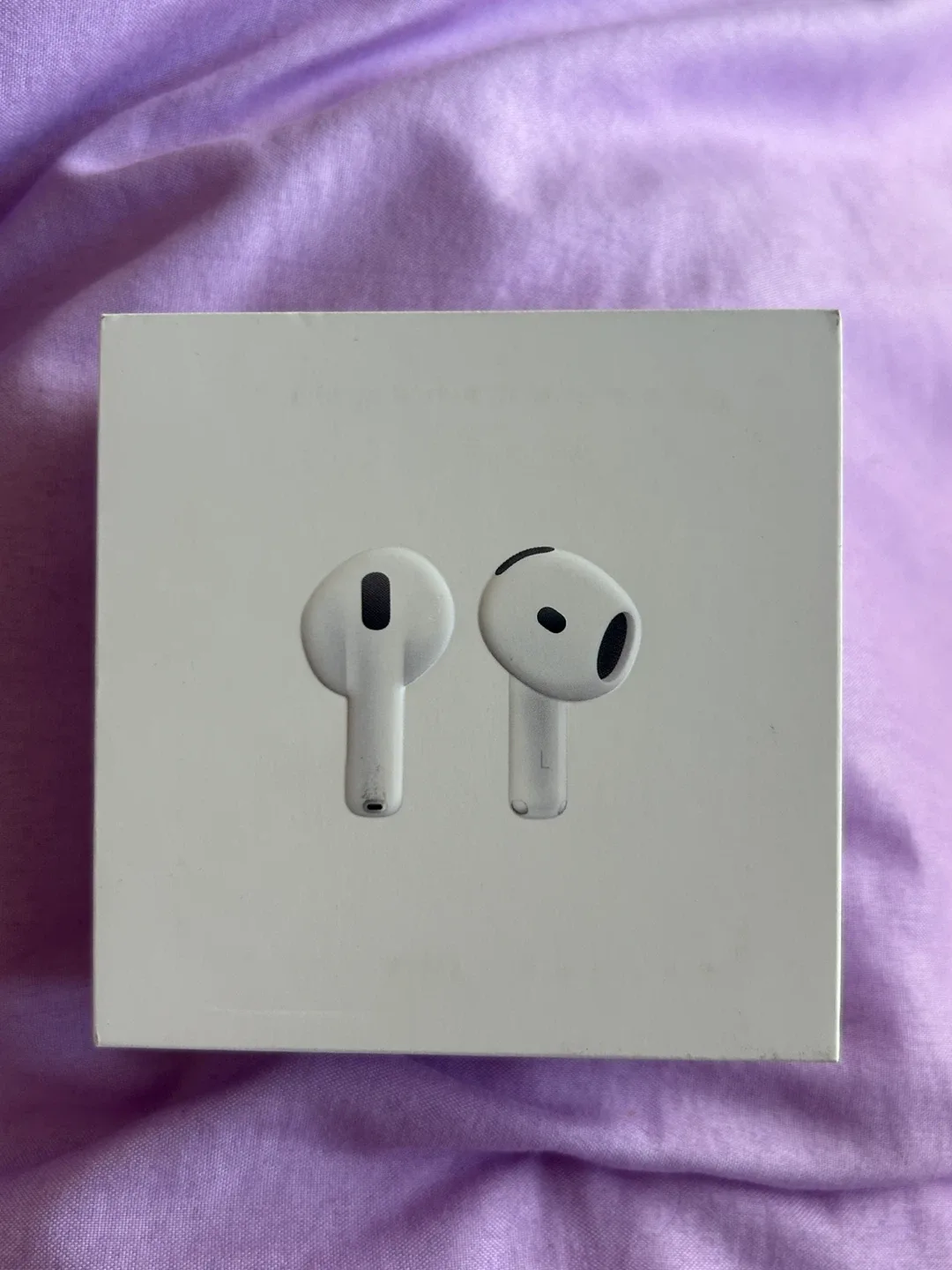 BRAND NEW Apple AirPods 4 thumbnail