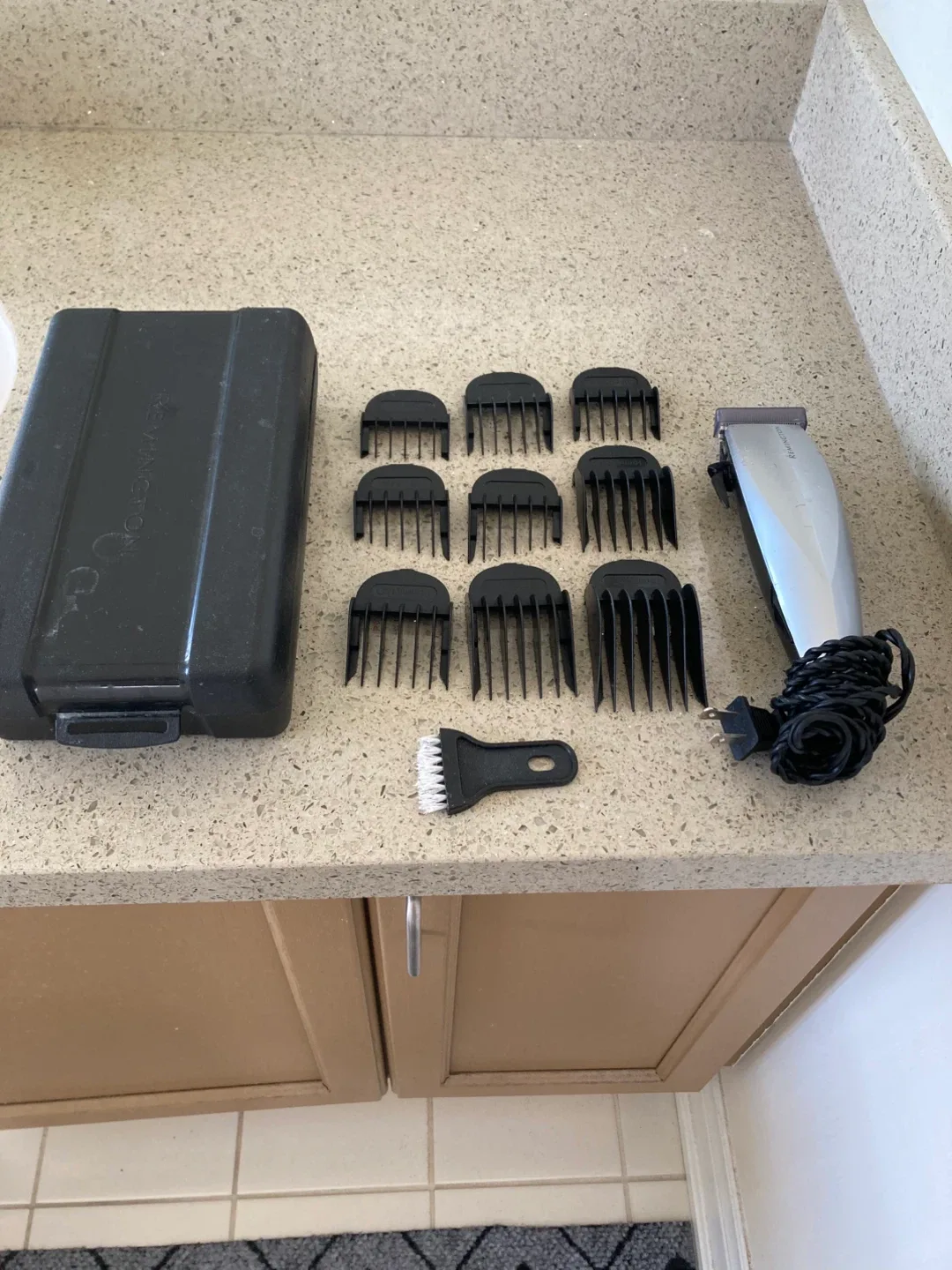 Remington Hair Clipper Set with Case