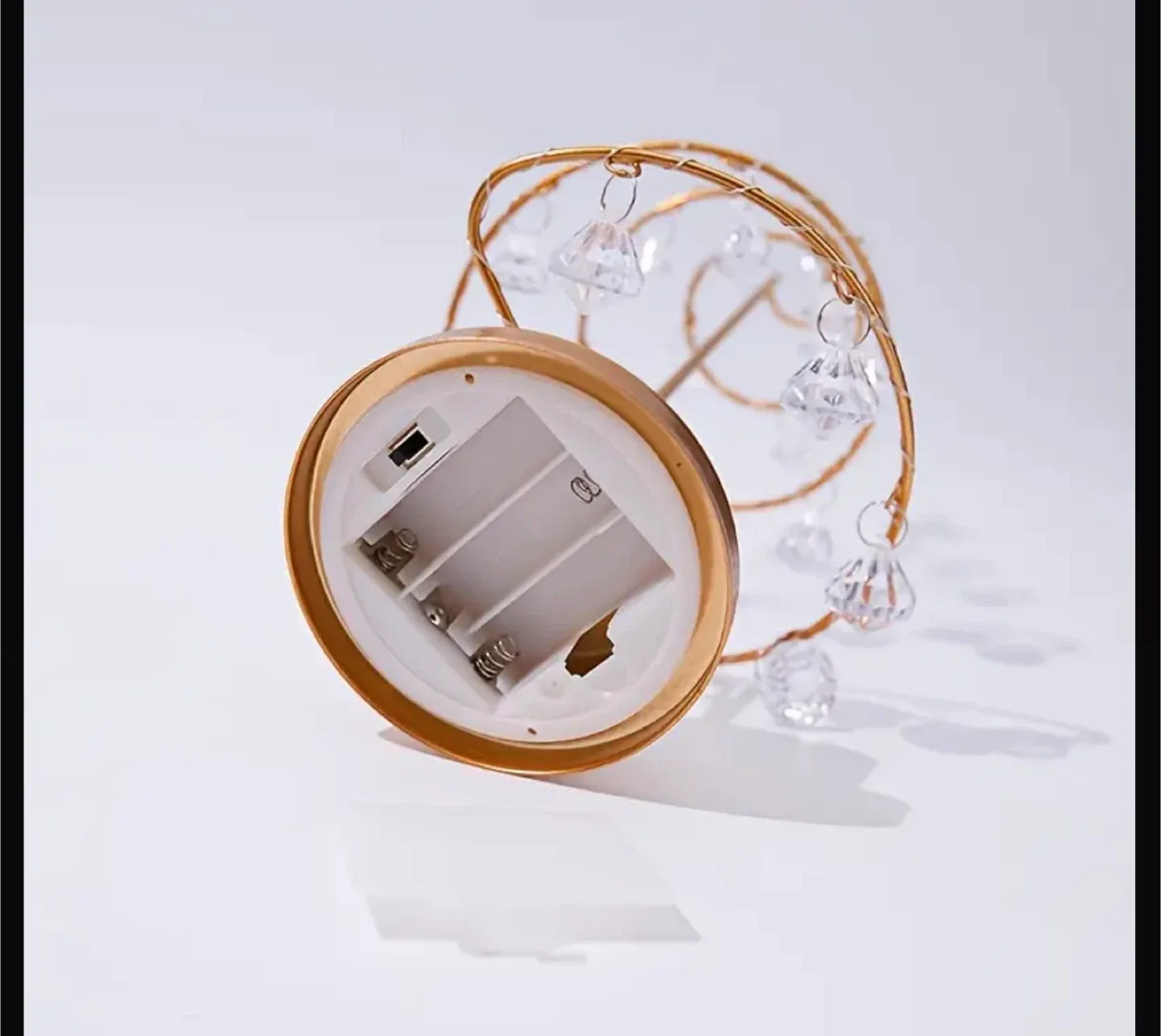 Gold Spiral Christmas Tree with Crystal Drops image indicator(3)