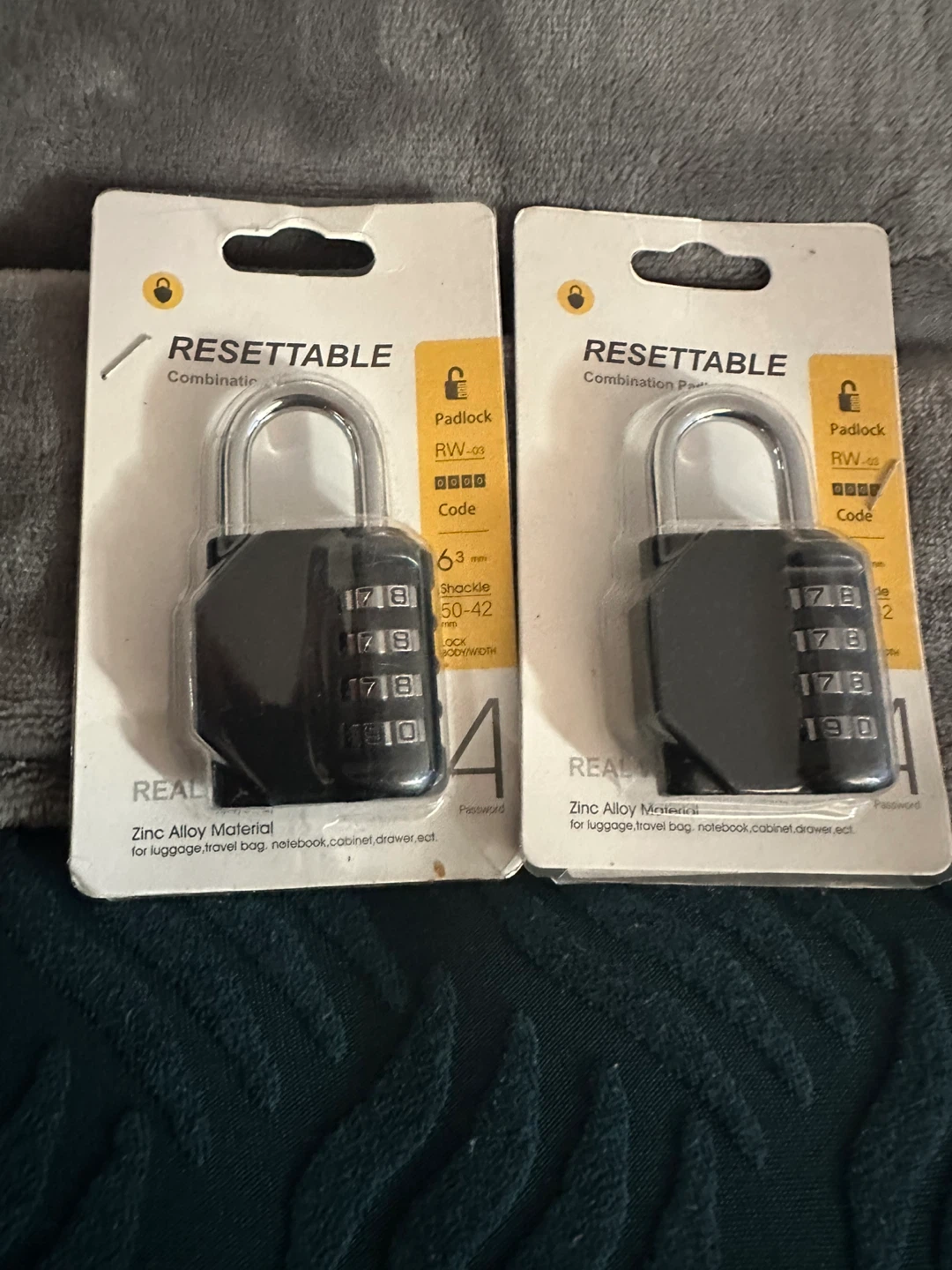 New 4 Digit Combination Padlock - Black