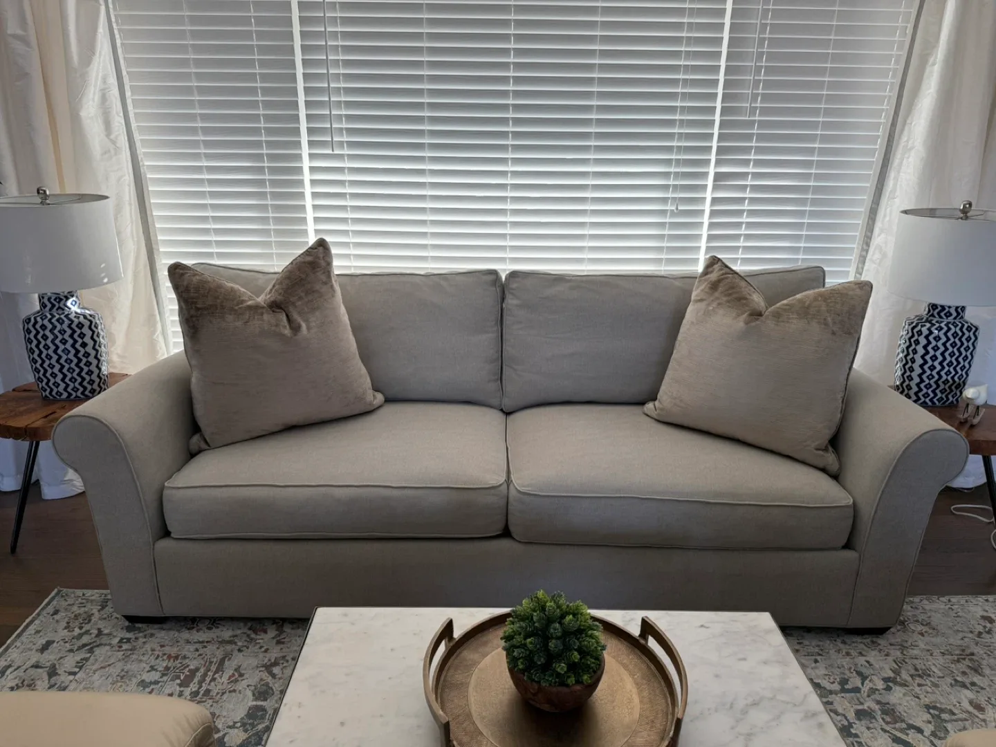 ‼️Lee Industries Sofa