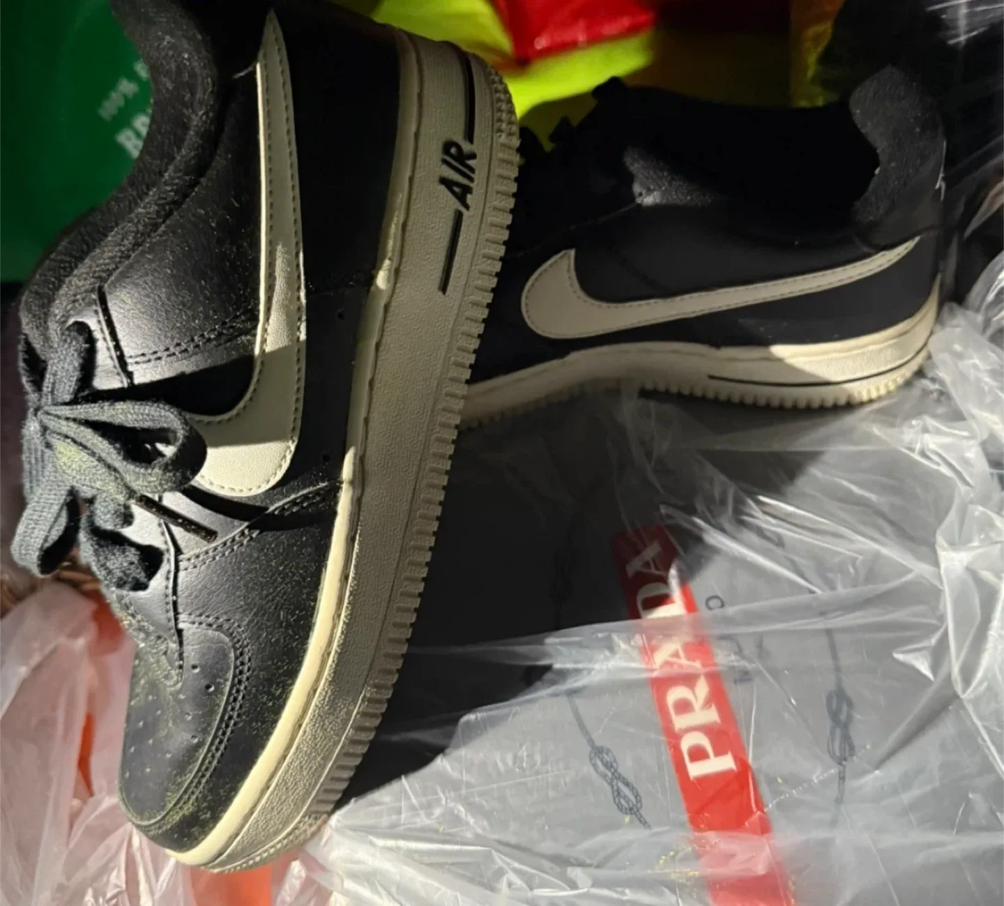 Mixed Lot of Shoes and Clothing image indicator(10)