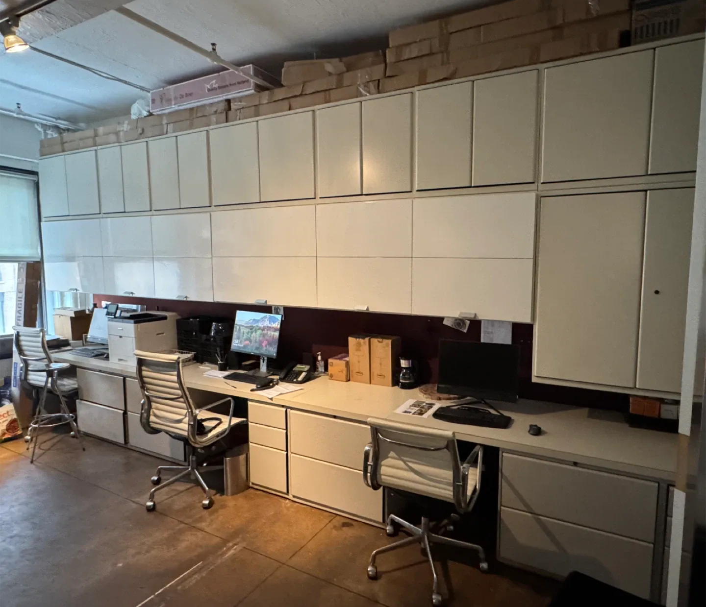 Office Desk with Storage Cabinets image indicator(2)