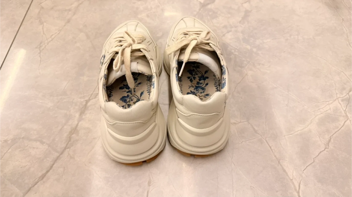 Gucci Sneaker image indicator(5)