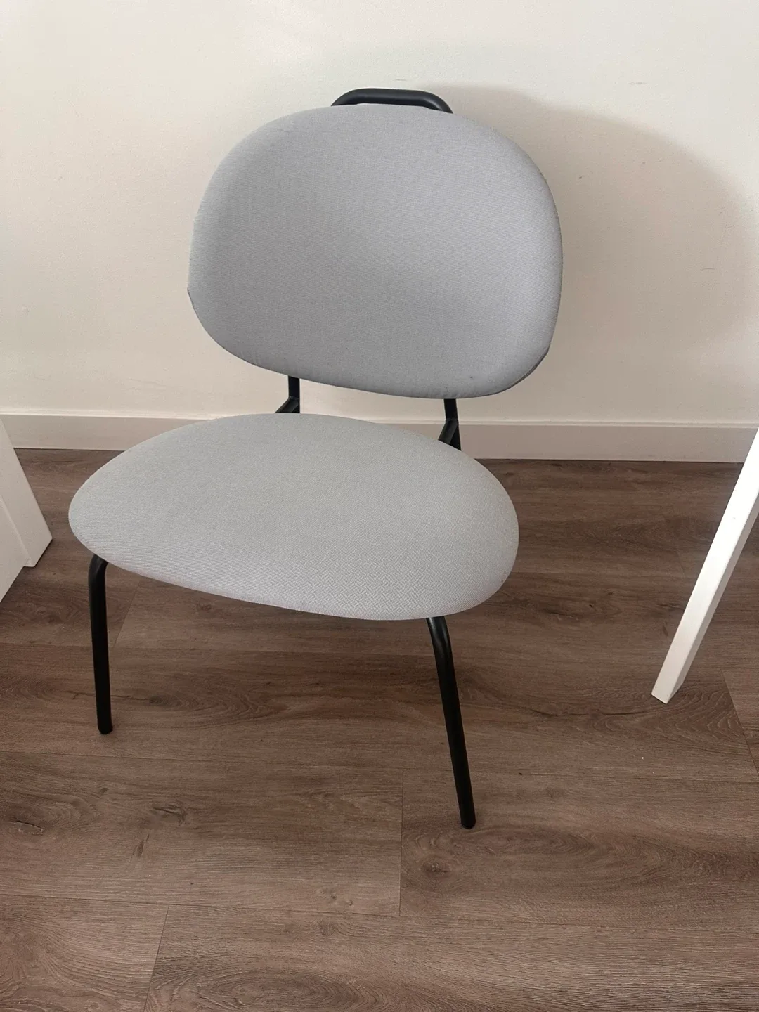 IKEA Chair - Light Grey image indicator(4)
