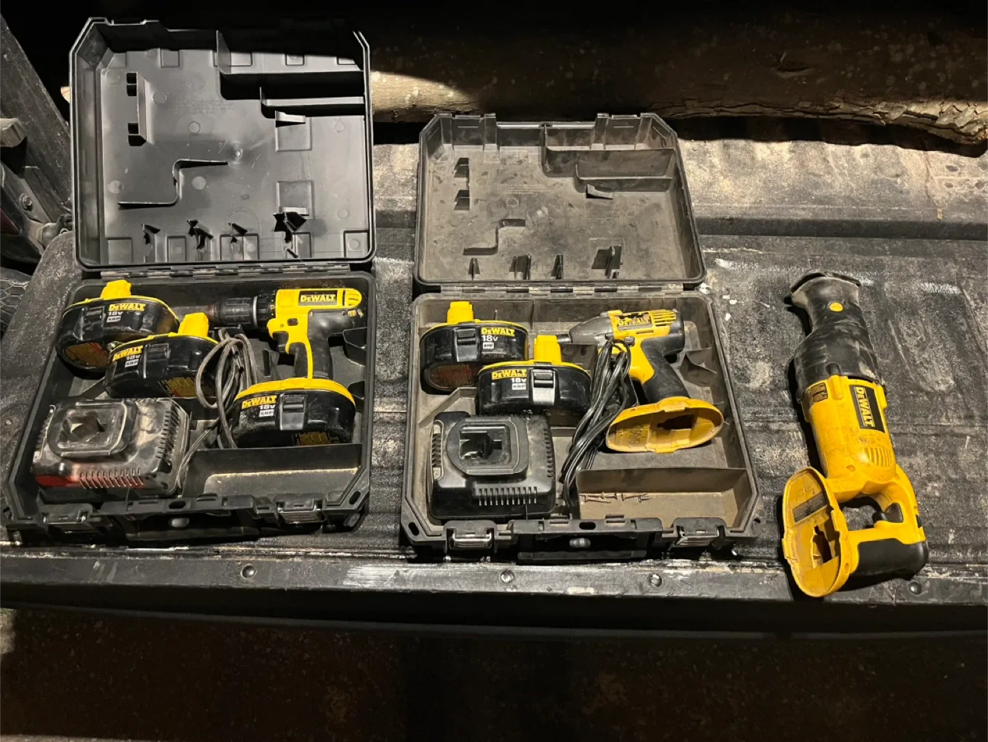 DeWalt 18V Cordless Drill & Impact Driver Combo Kit