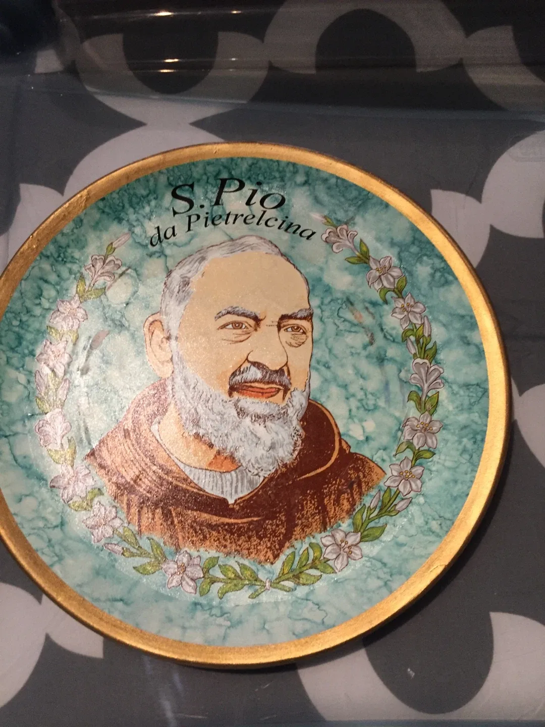 Souvenir Decorative Plates $20 each image indicator(9)