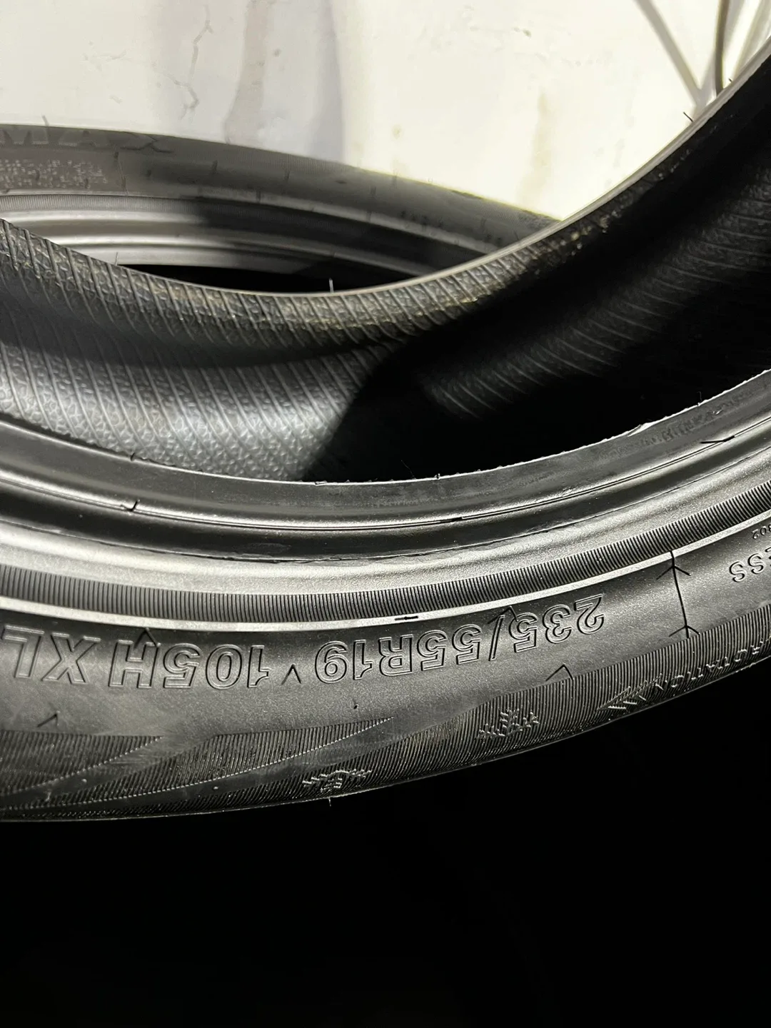 Nexen WinGuard Ice SUV 235/55R19 Tires - Set of 4 image indicator(5)