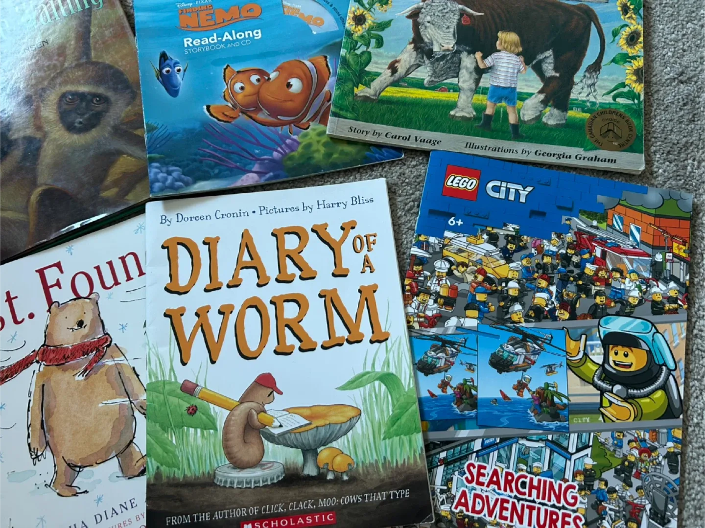 Kids' Books Lot image indicator(2)