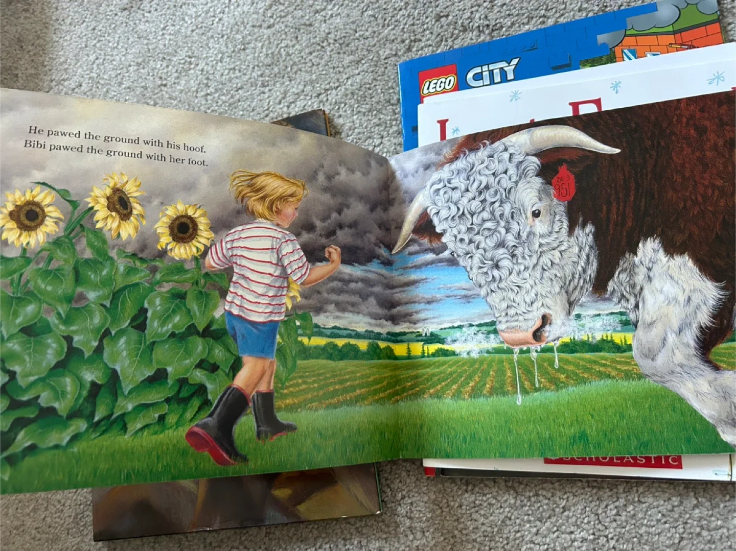 Kids' Books Lot image indicator(5)