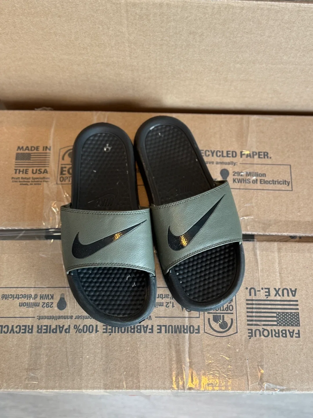 Nike Slides - Size 10