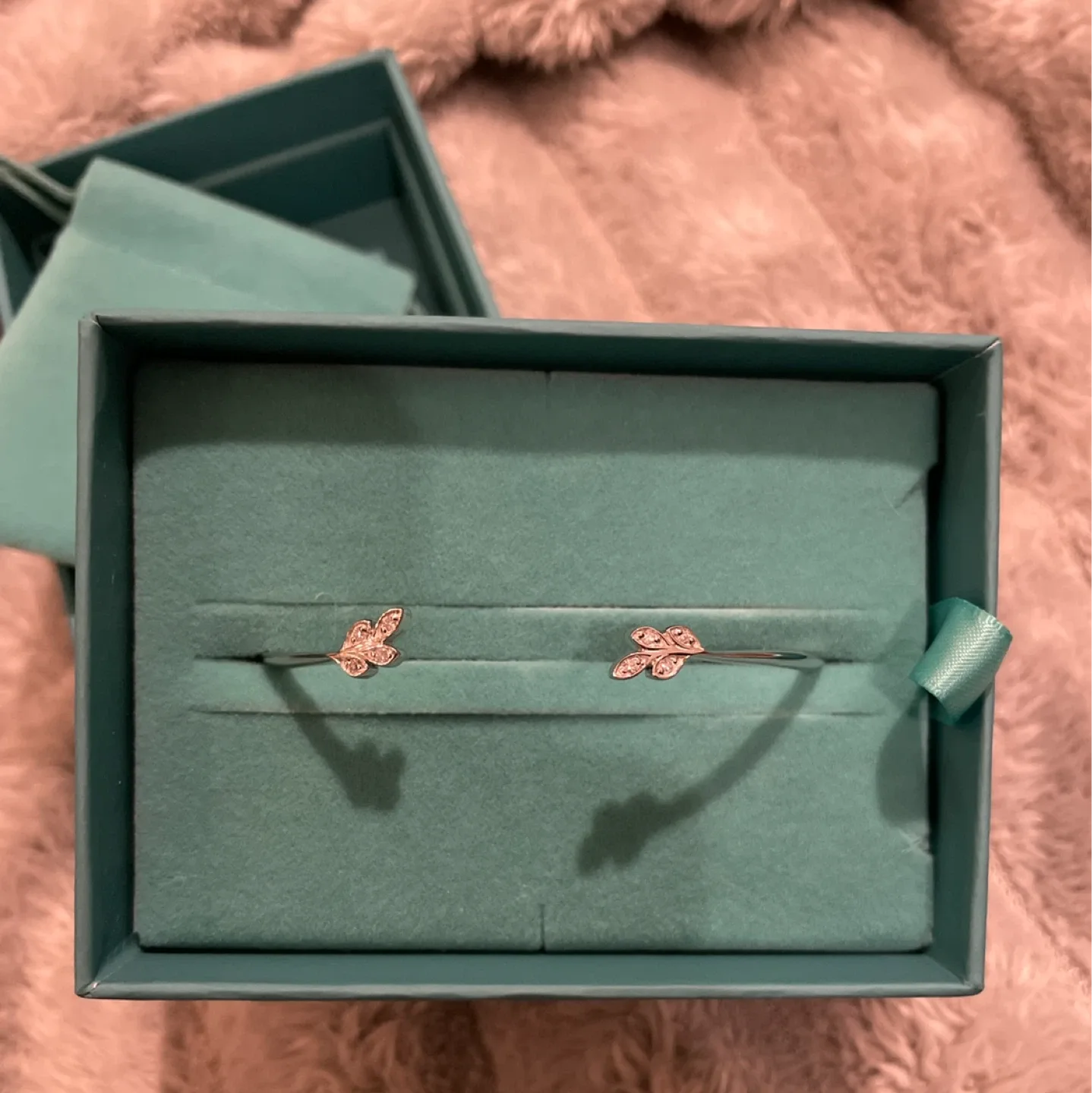 New Brilliant Earth Willow Cuff Bracelet image indicator(2)