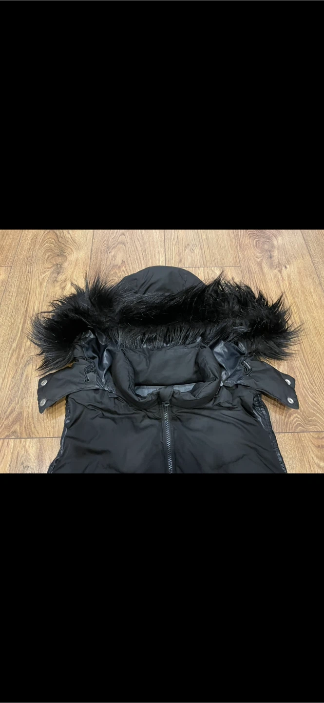 GAP Black Puffer Vest XL - photo 2