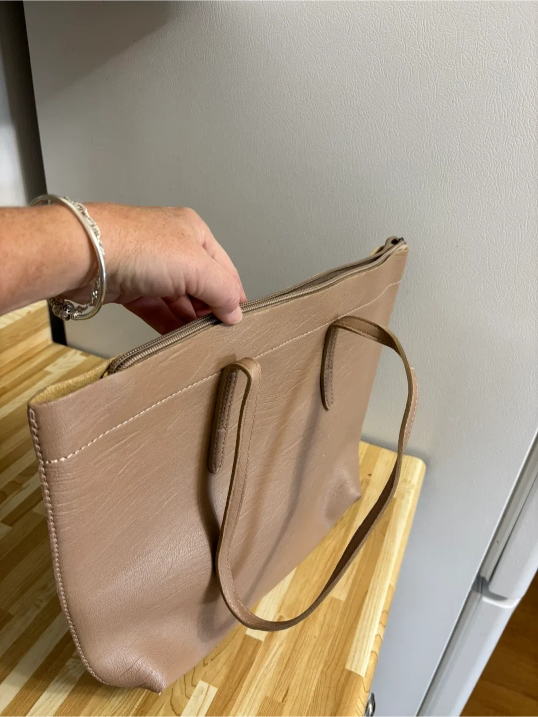 Tan Tote Bag image indicator(2)