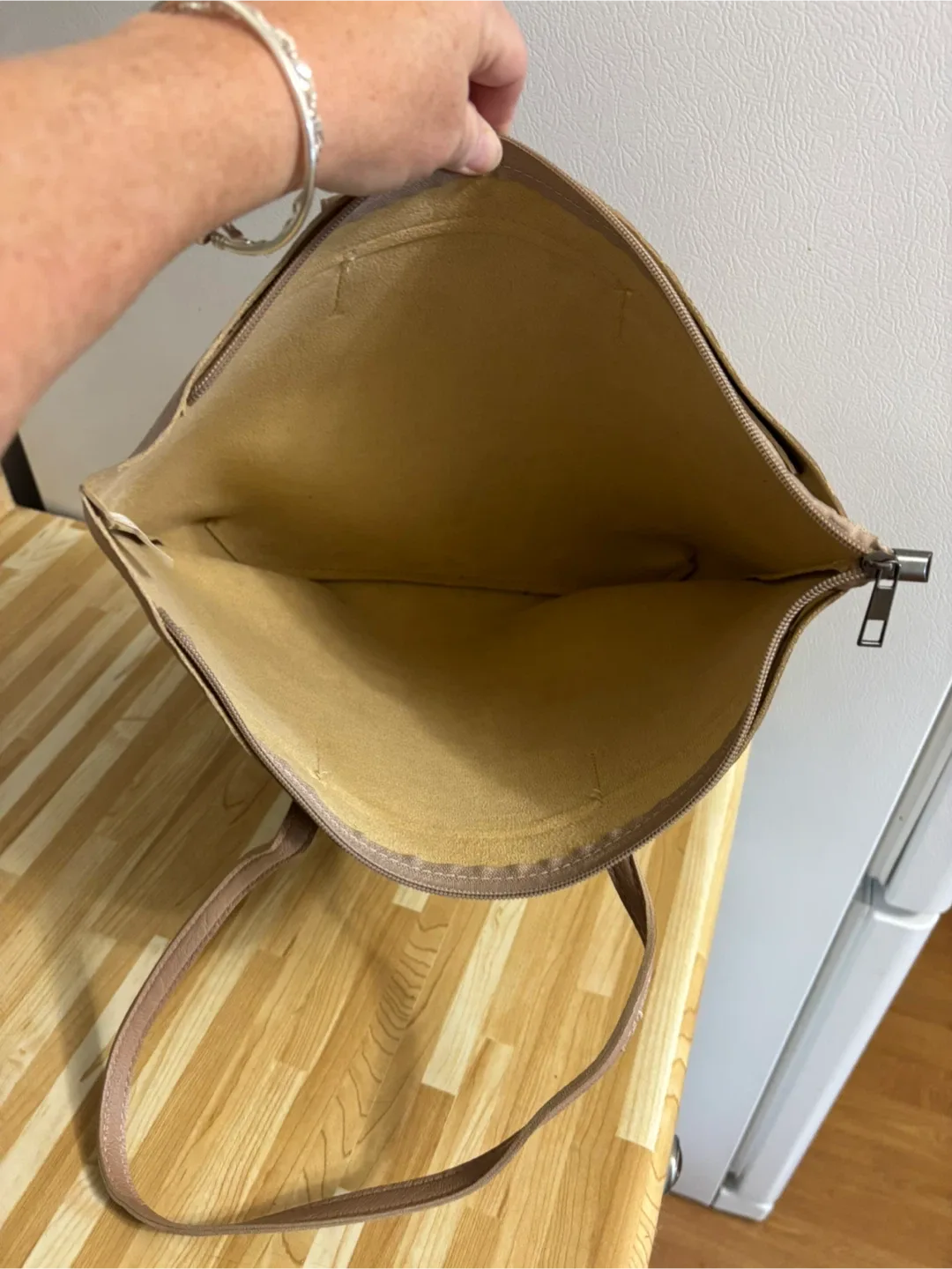 Tan Tote Bag image indicator(3)