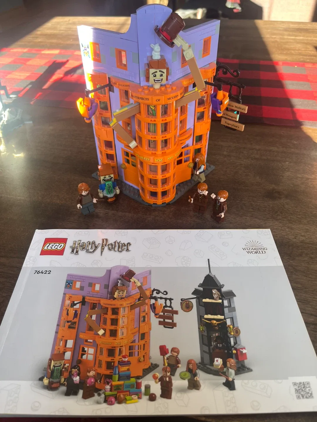 LEGO Harry Potter Weasleys' Wizard Wheezes