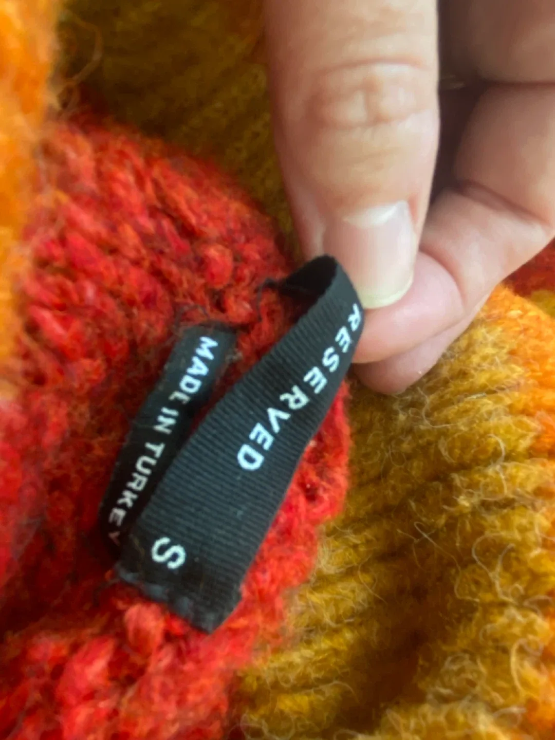 Reserved Ladies Sweater - Size S - Oversize Fit image indicator(3)