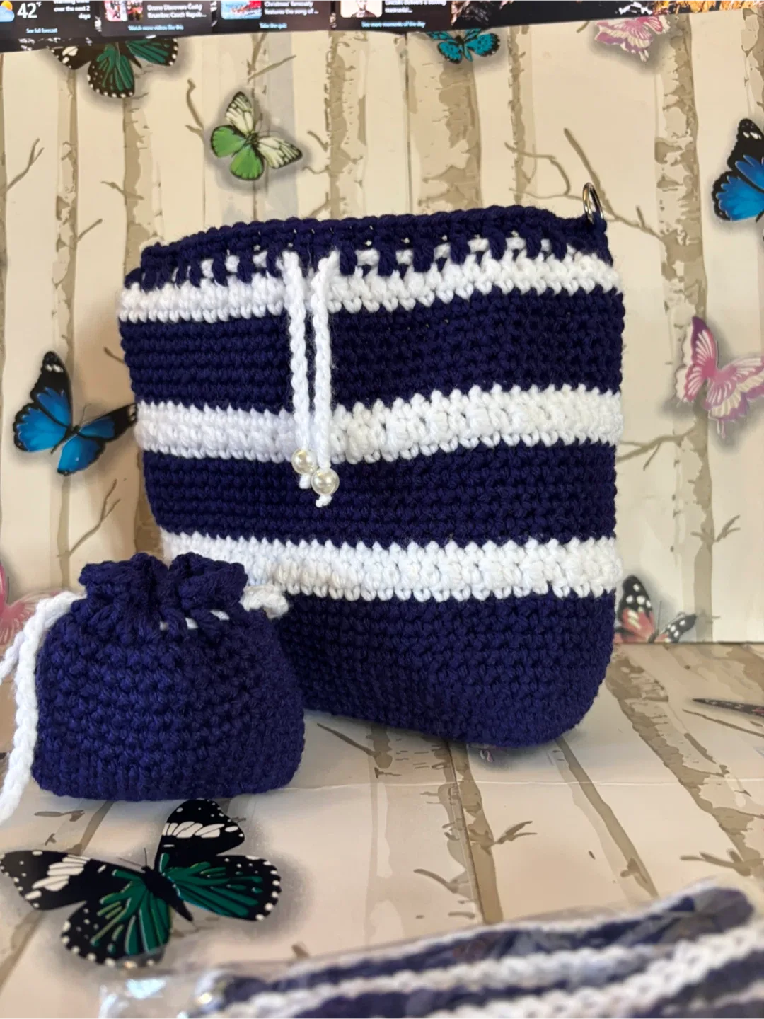 Handmade Crocheted Navy & White Striped Bag Set image indicator(4)