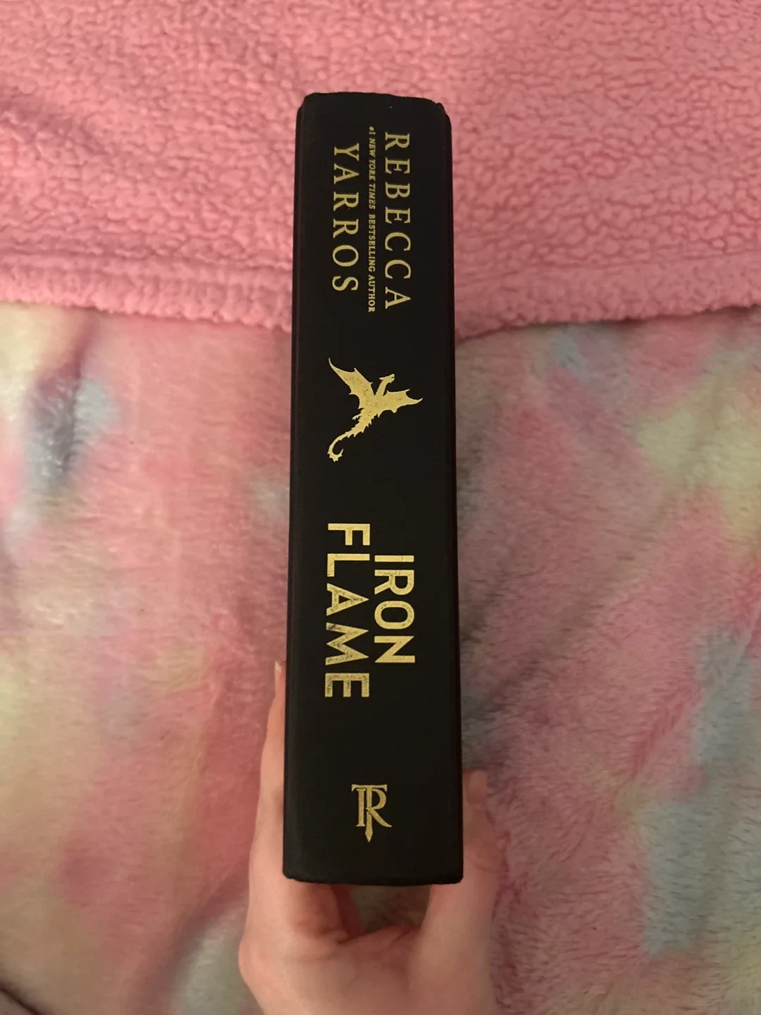 Iron Flame by Rebecca Yarros image indicator(3)