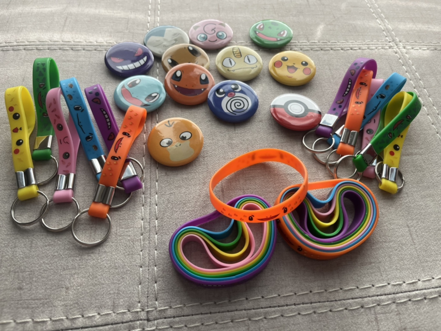 Stocking stuffers / party favours - photo 3
