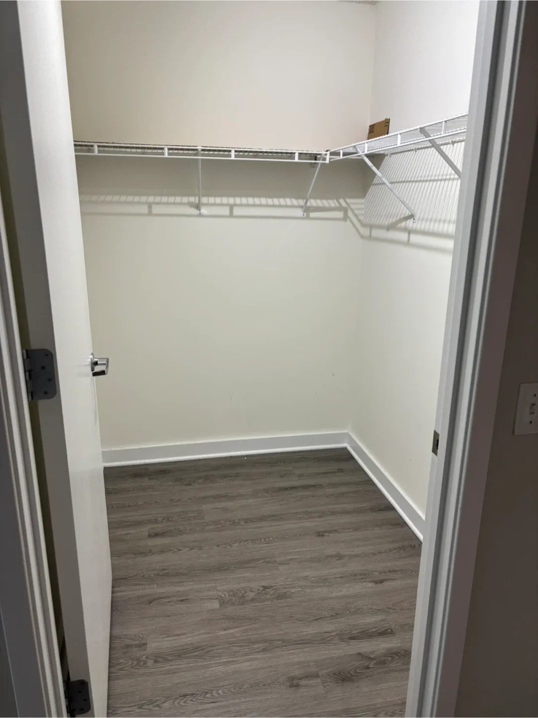 1 Bed 1 Bath - Apartment image indicator(9)