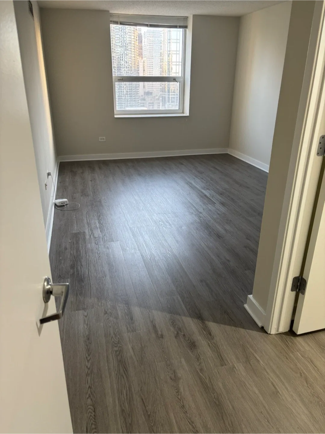 1 Bed 1 Bath - Apartment image indicator(10)