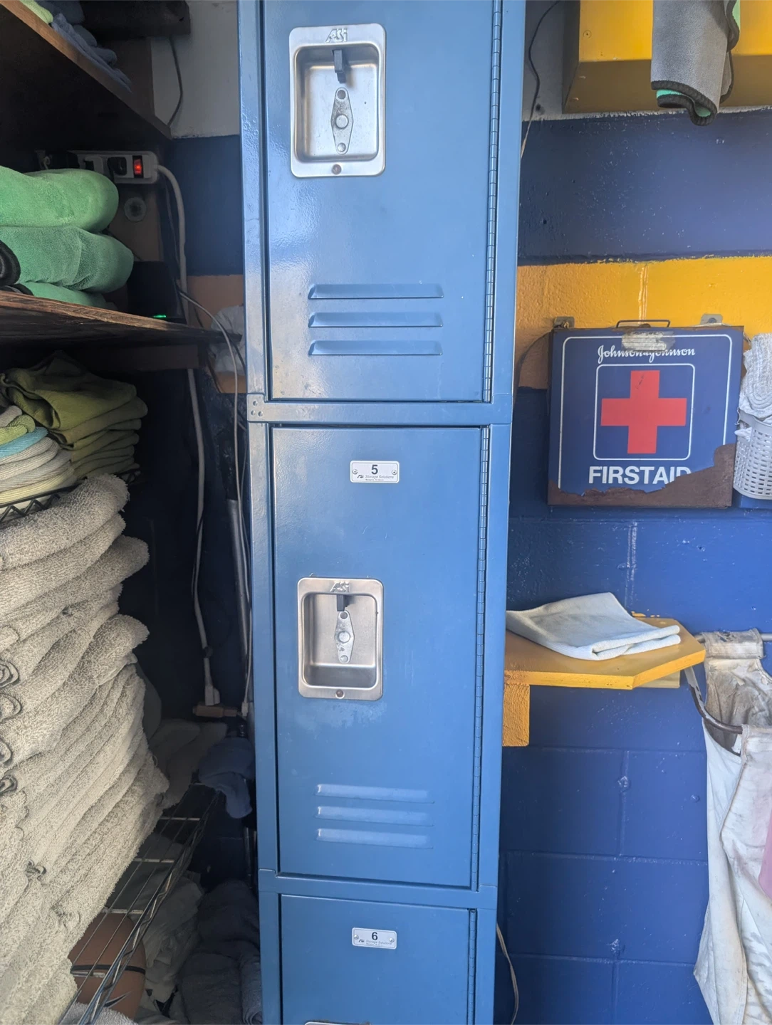 I have 4 lockers of 3 spaces.