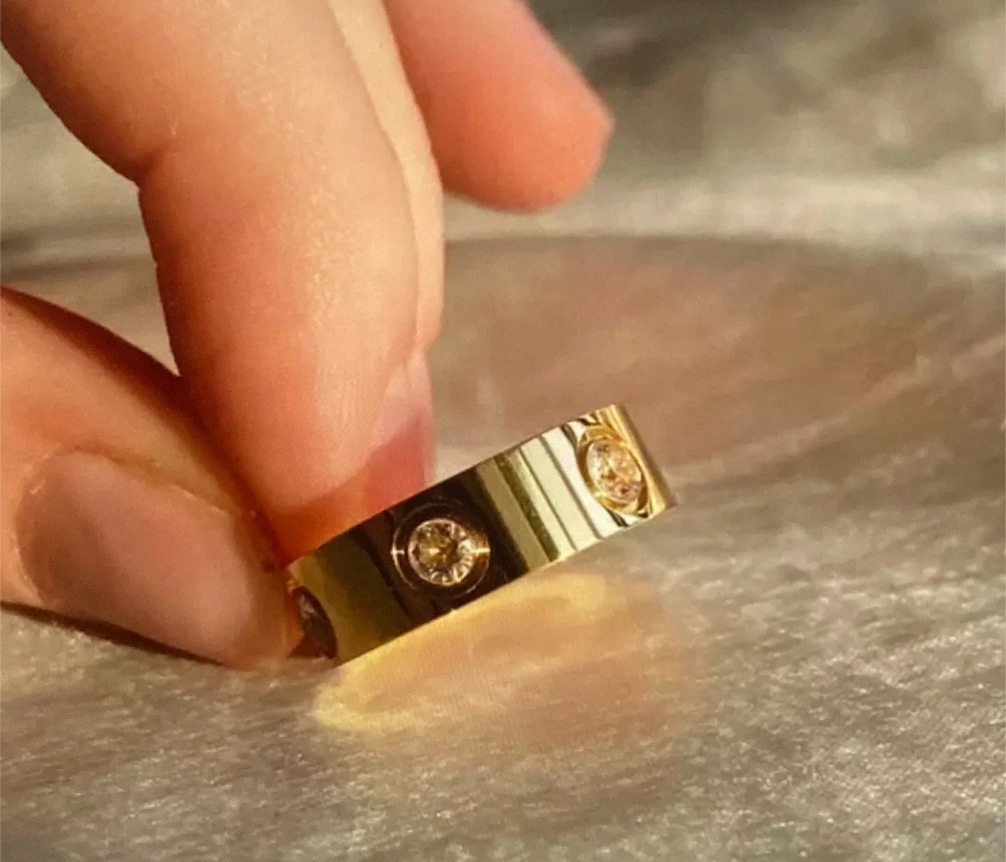 Love Ring image indicator(3)