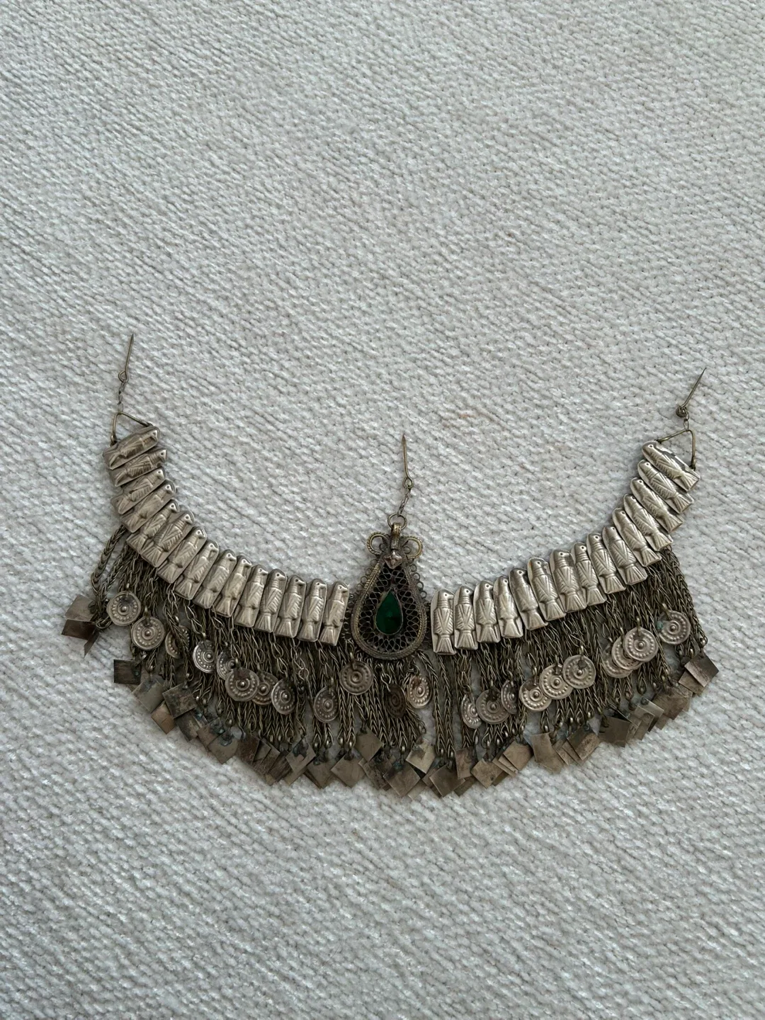 Vintage Metal Headpiece image indicator(2)