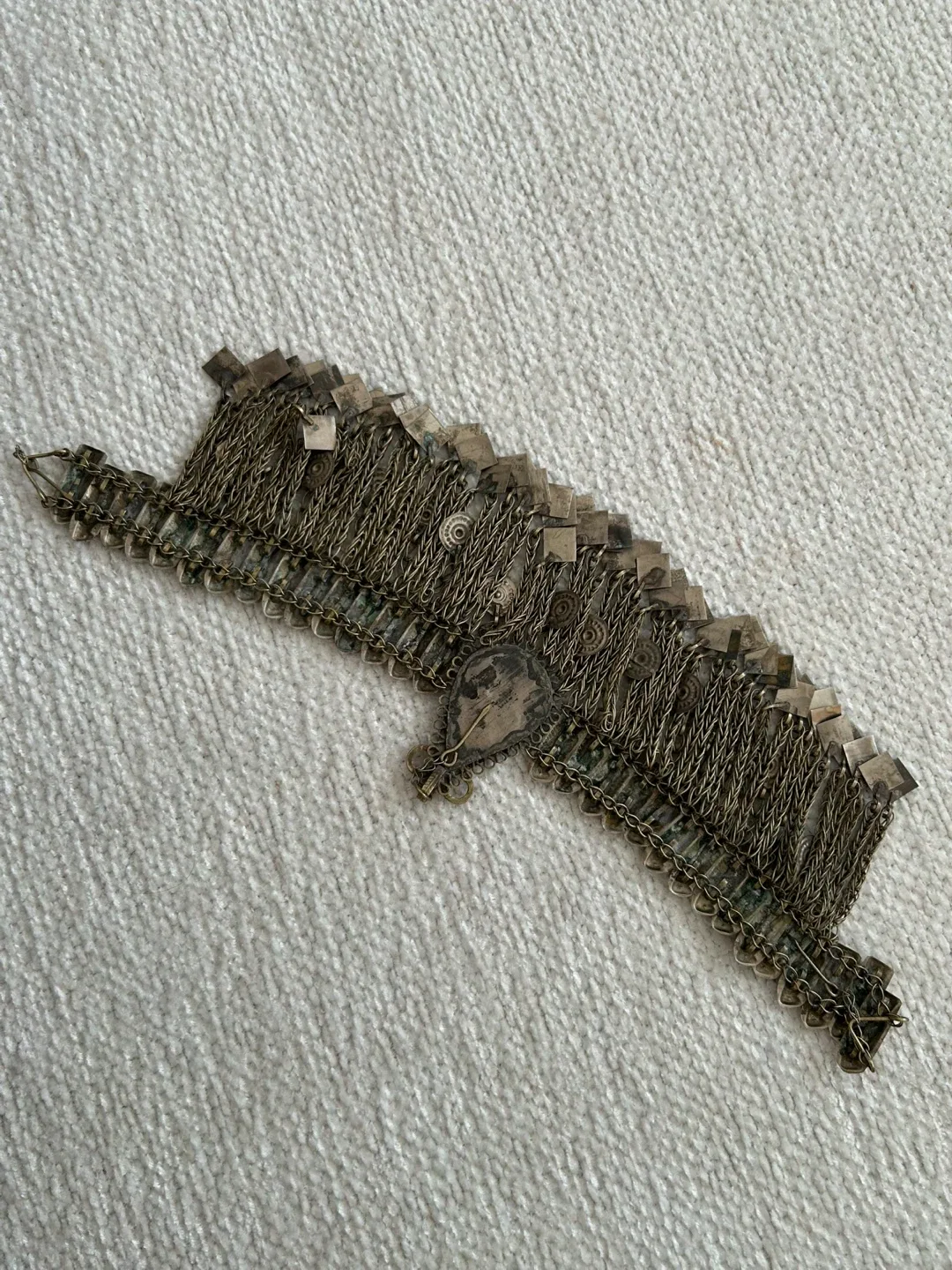 Vintage Metal Headpiece image indicator(3)