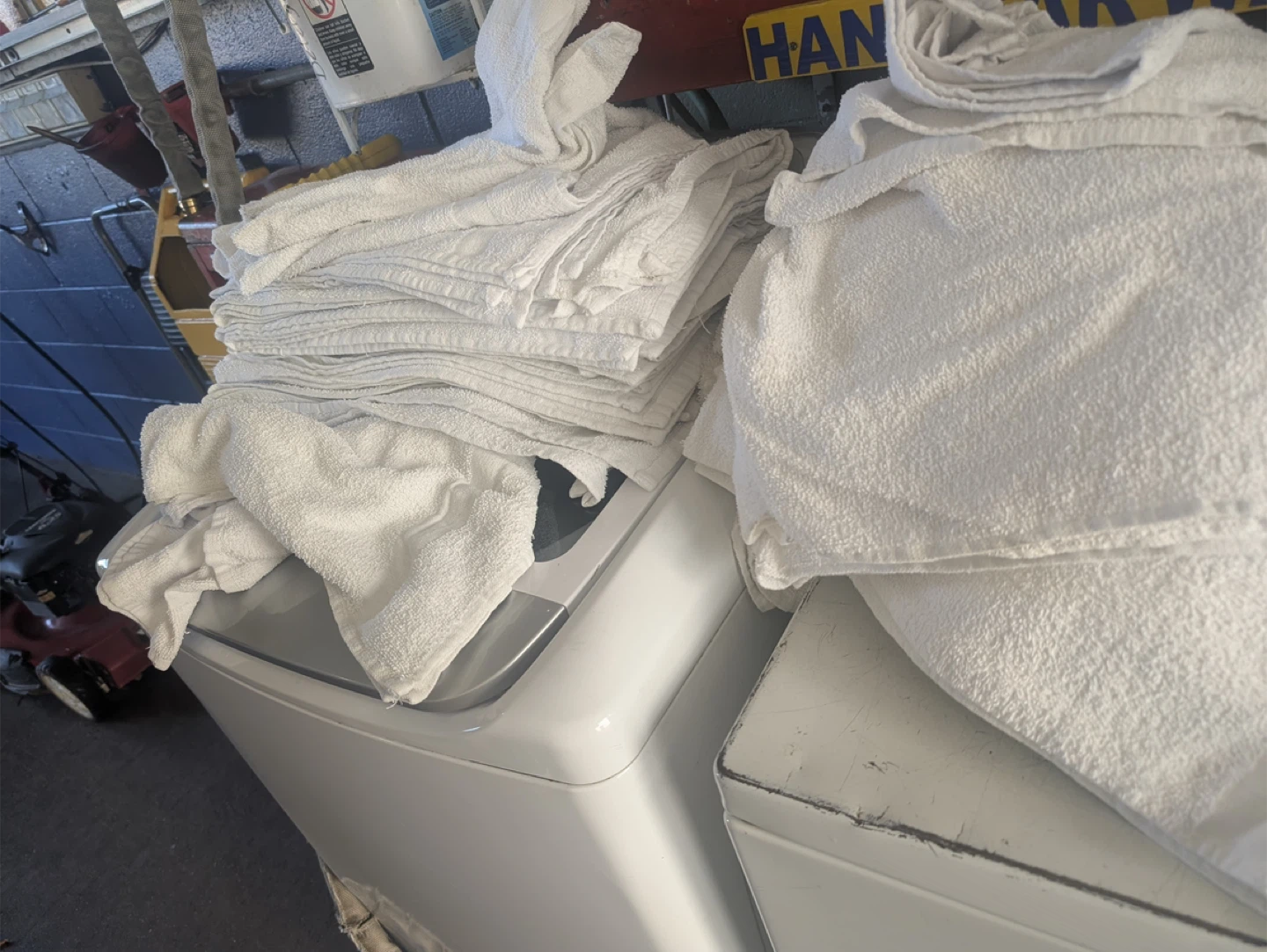 White Towels - photo 2