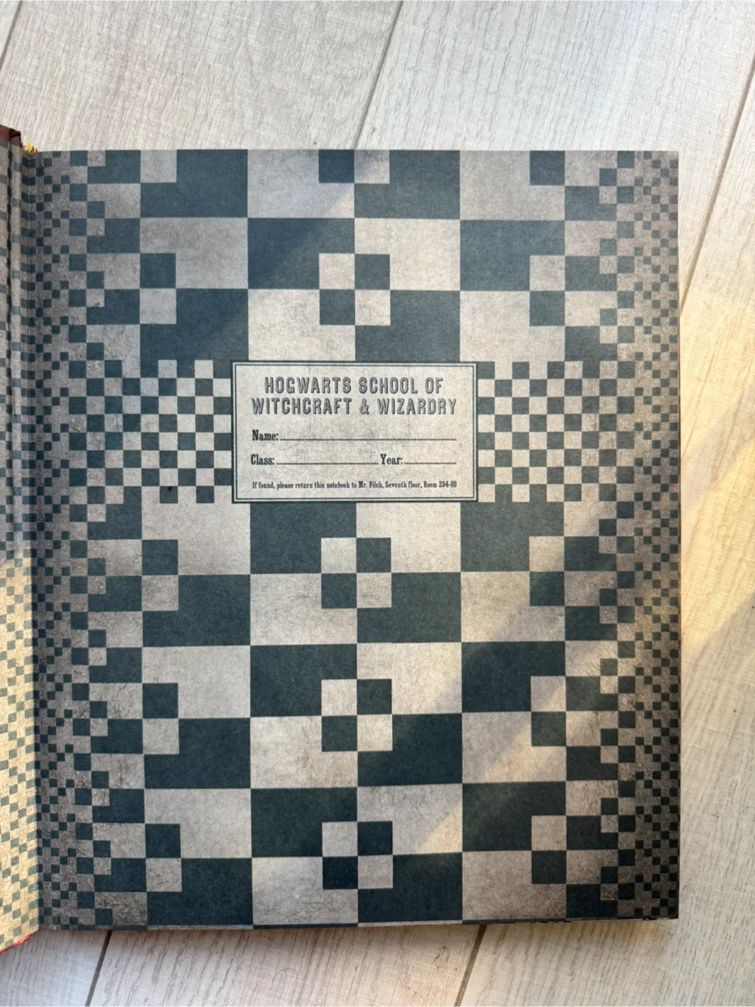 Harry Potter Film Wizardry Book image indicator(3)