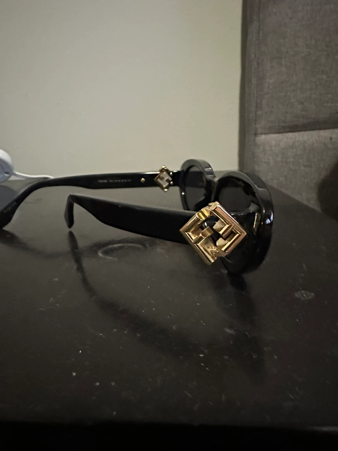Fendi Sunglasses - photo 2
