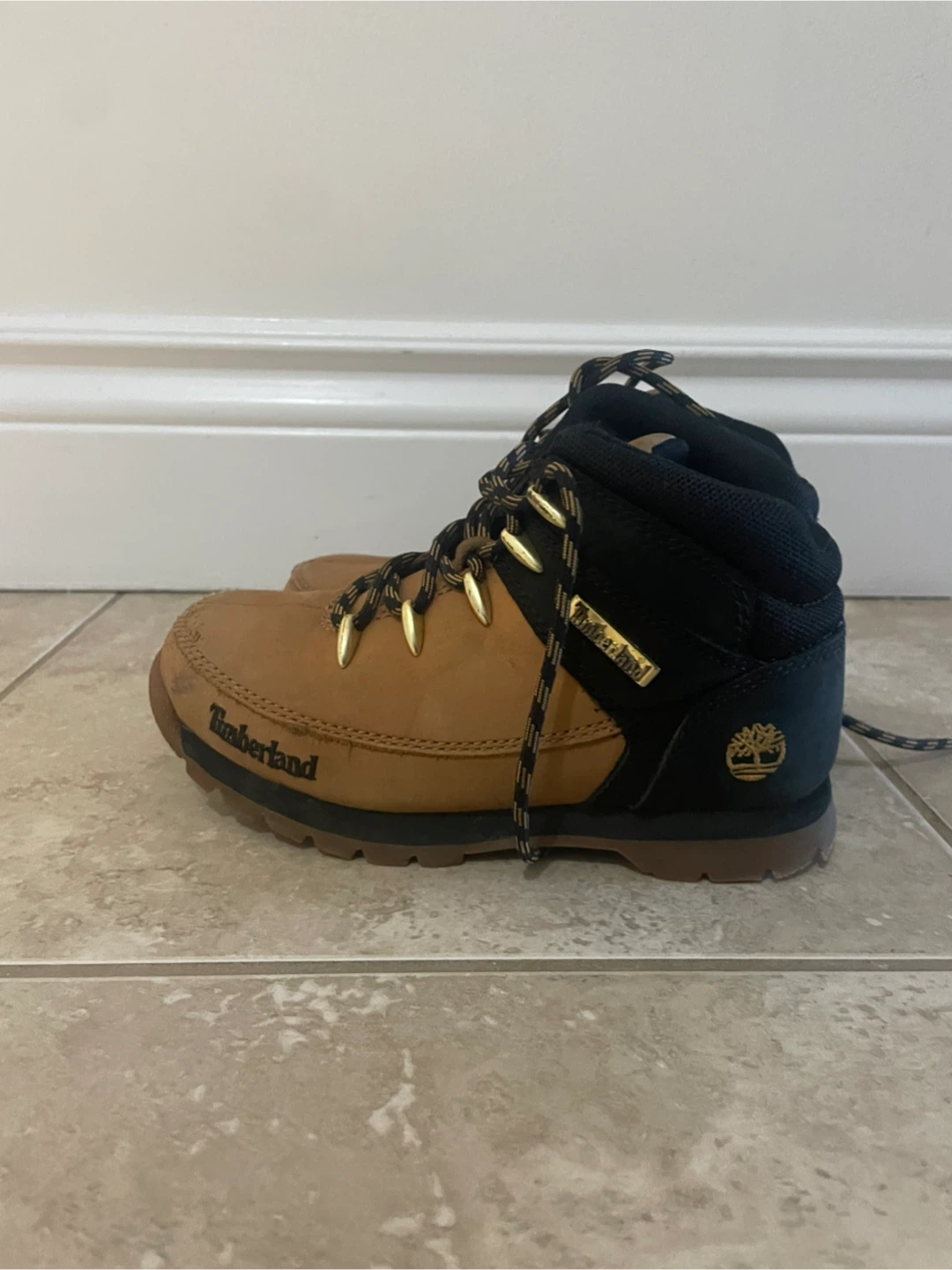 Brown timberland shoes - photo 2