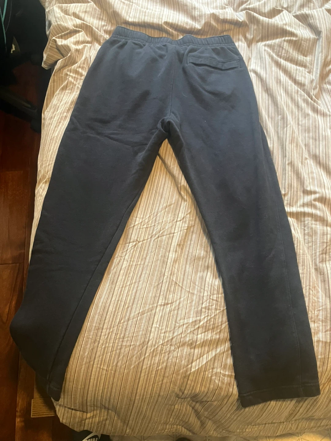 Black Nike sweatpants size men’s medium - photo 2