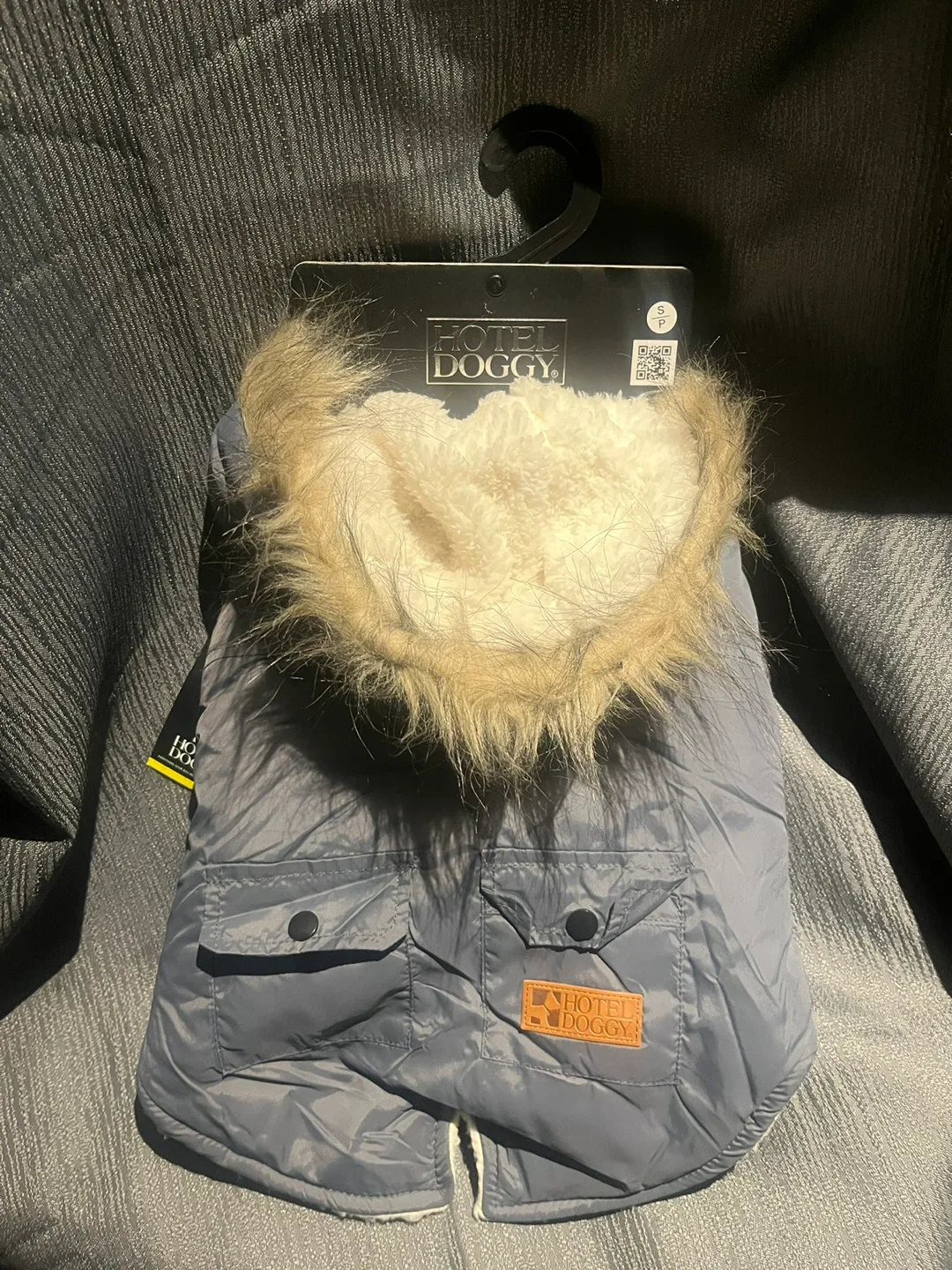 Hotel Doggy Puffer Vest - Small image indicator(2)