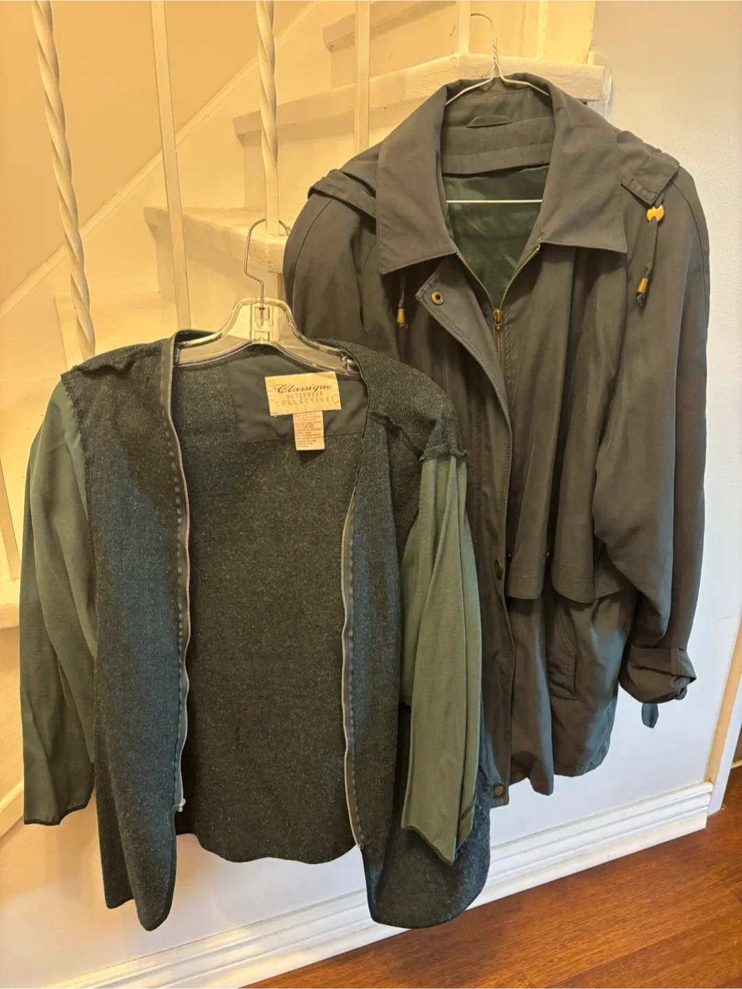 Classique Outerwear Collection Jacket image indicator(4)