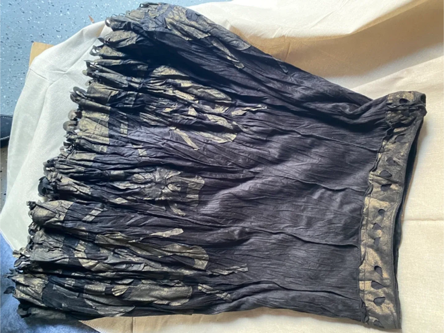 Alberto Makali Black Skirt Size 10 image indicator(2)