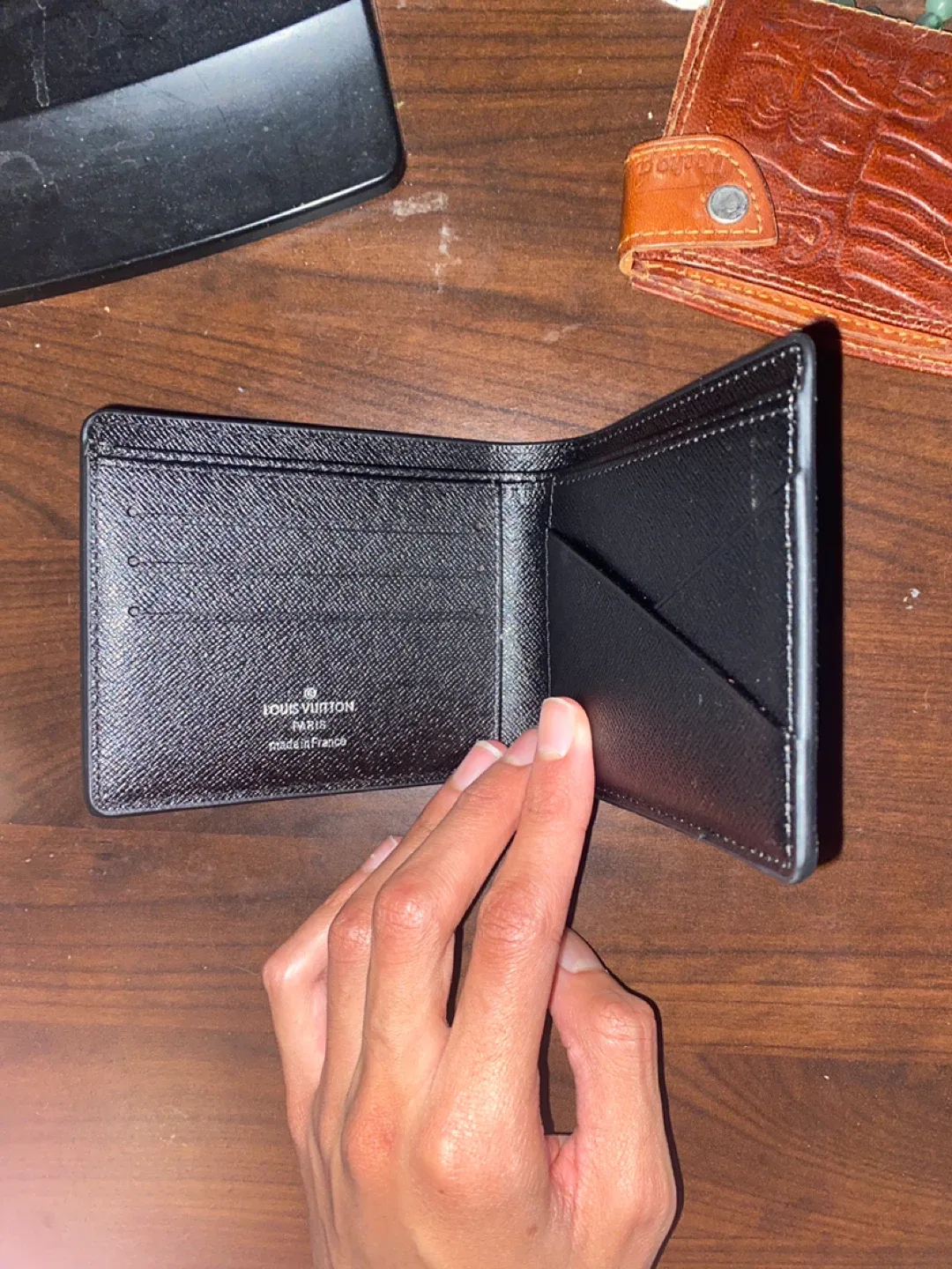 Louis Vuitton Damier Graphite Wallet image indicator(3)