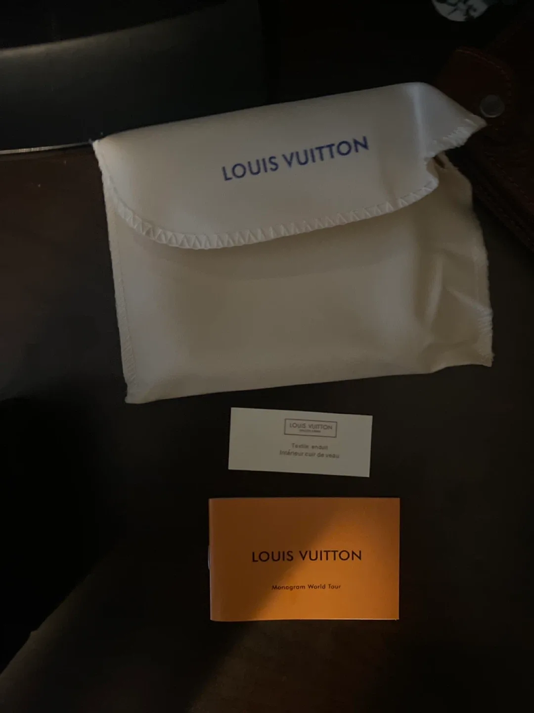 Louis Vuitton Damier Graphite Wallet image indicator(6)