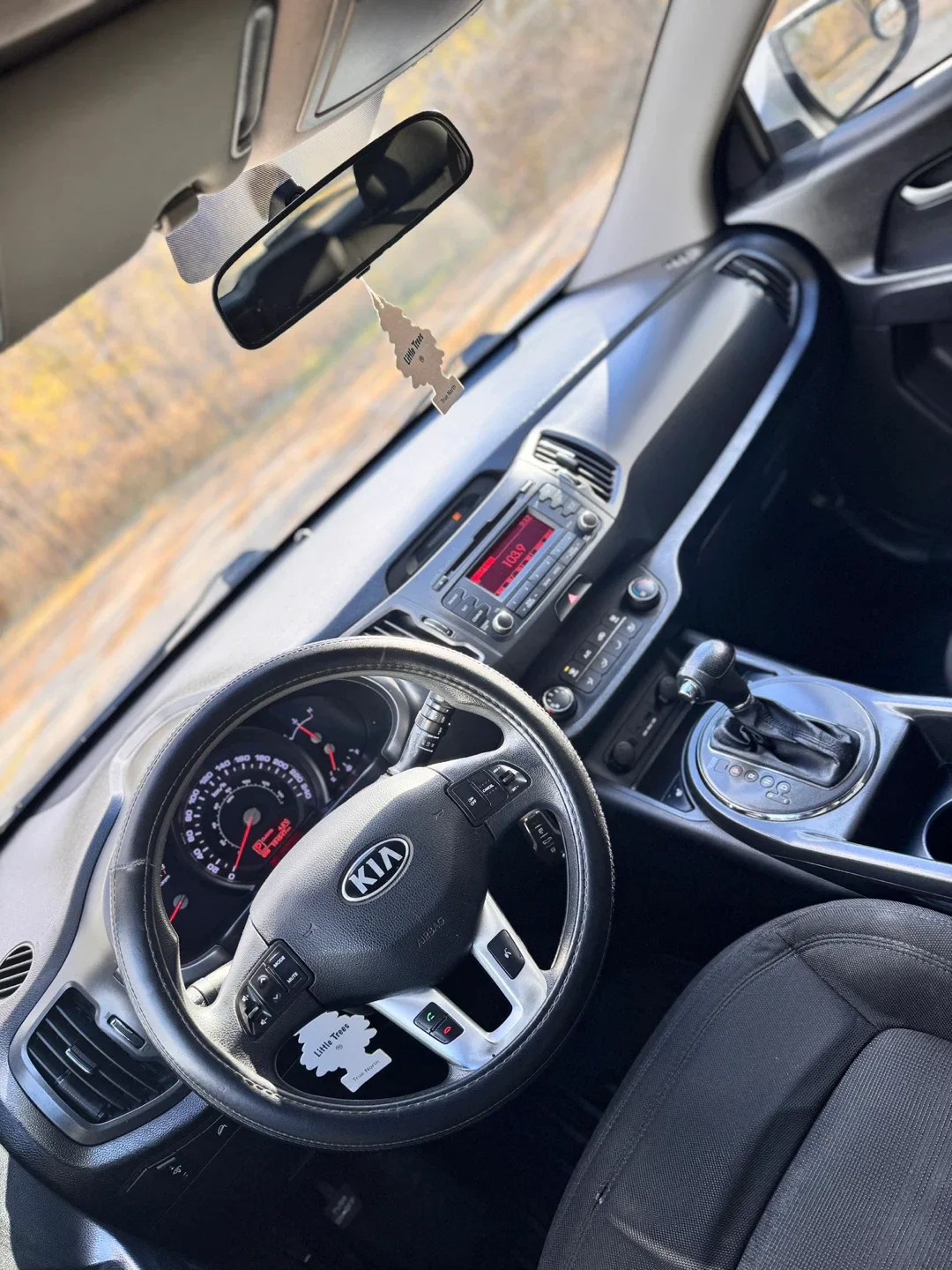 2013?Kia Sportage SUV - Silver image indicator(6)