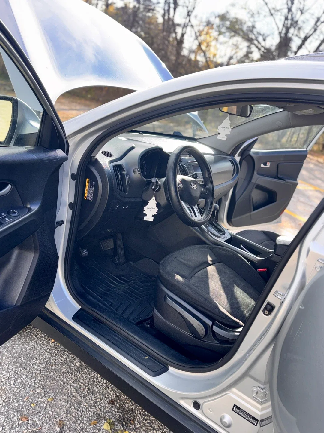 2013?Kia Sportage SUV - Silver image indicator(2)