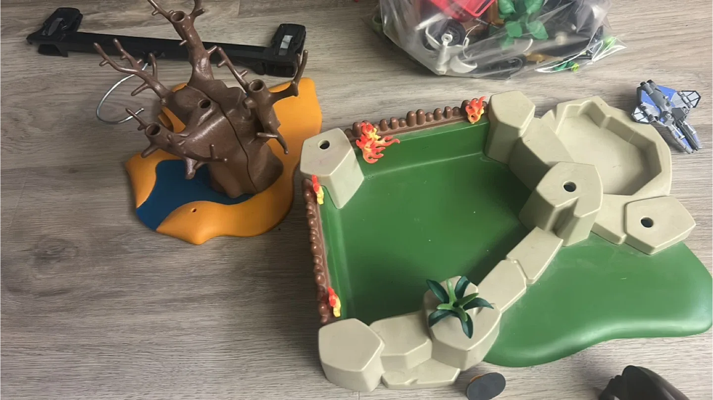 Playmobil Knights Castle Playset image indicator(8)