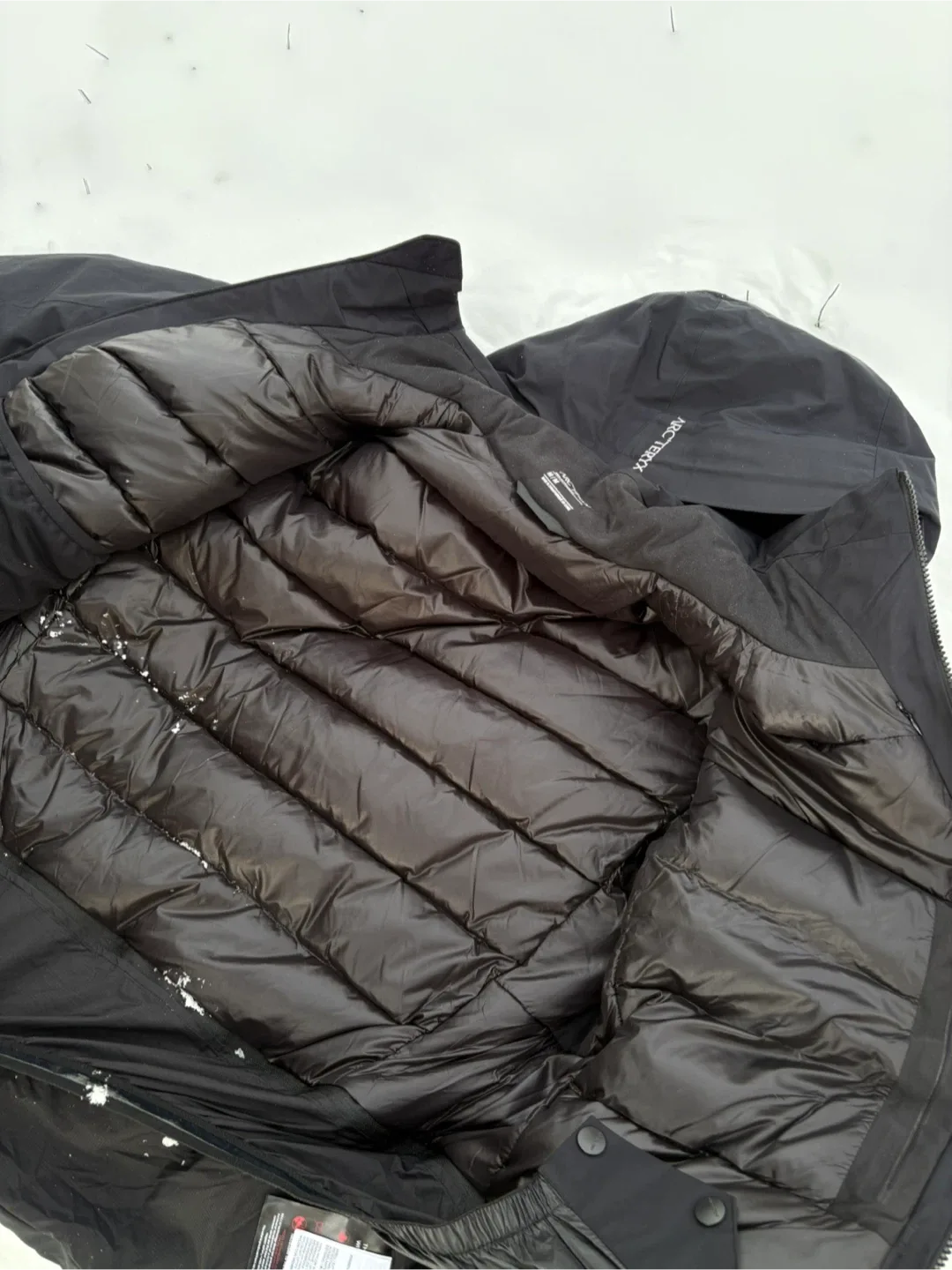 Arc'teryx  Maicai (Mens Black Jacket Size M) image indicator(5)