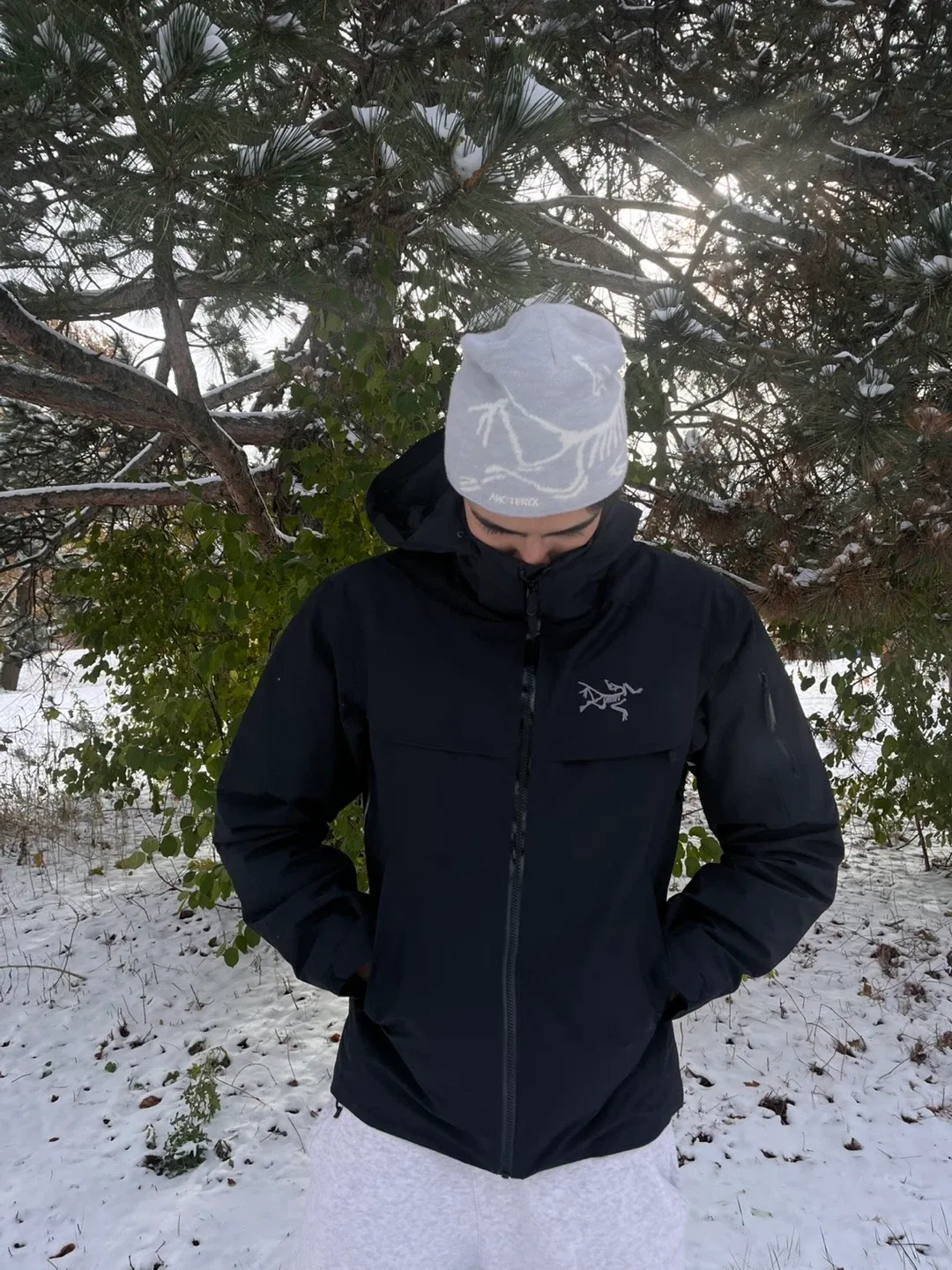 Arc'teryx  Maicai (Mens Black Jacket Size M) image indicator(7)