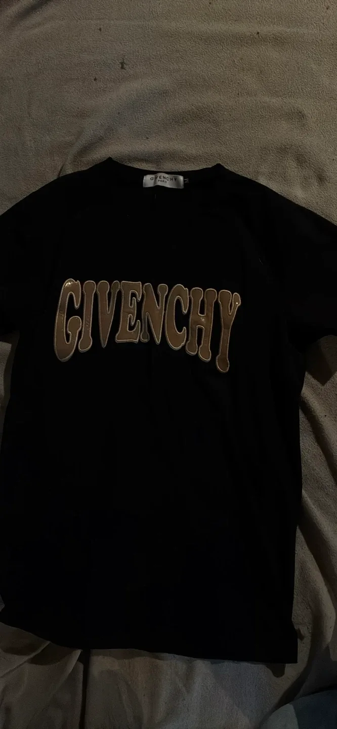 Givenchy Black T-Shirt image indicator(3)