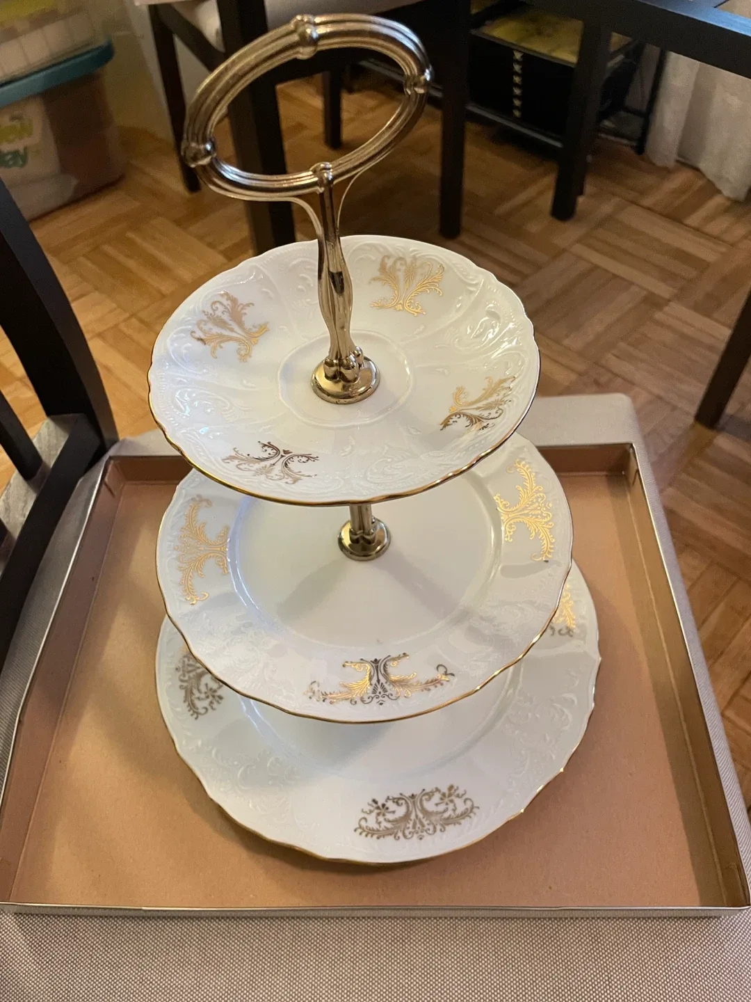 European 3-Tier Serving Stand