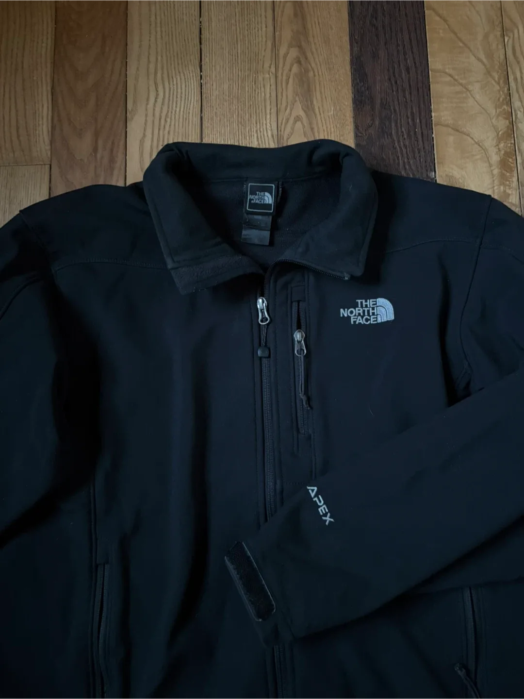 The North Face TNF Apex Softshell Jacket M image indicator(4)