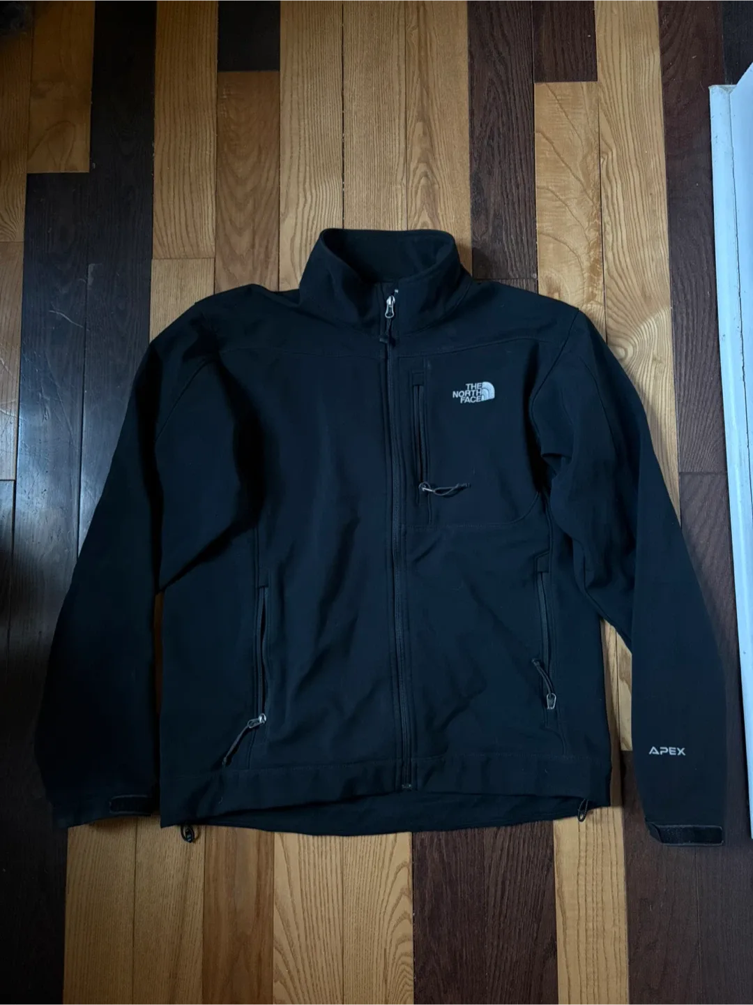 The North Face TNF Apex Softshell Jacket M image indicator(2)