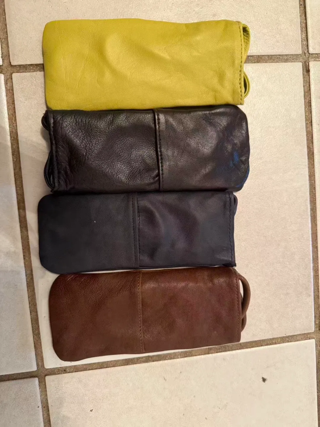 Leather Glasses Case with Strap image indicator(2)